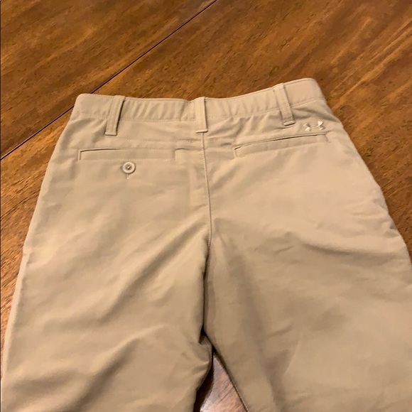 Boys UA Match Play 2.0 Golf Pants Sz 12 Khaki - Picture 2 of 5